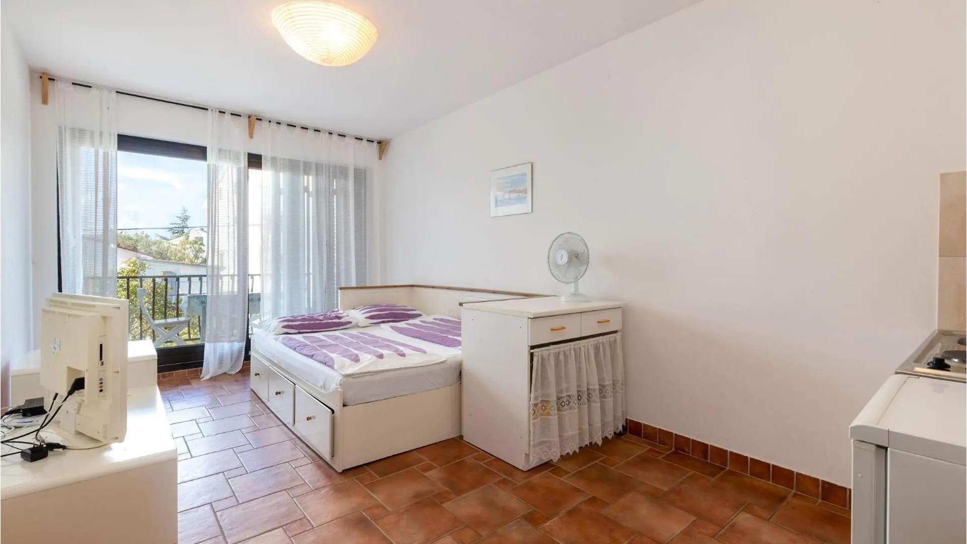 Lovely Apartment In Jadranovo With Kitchenette Croatia